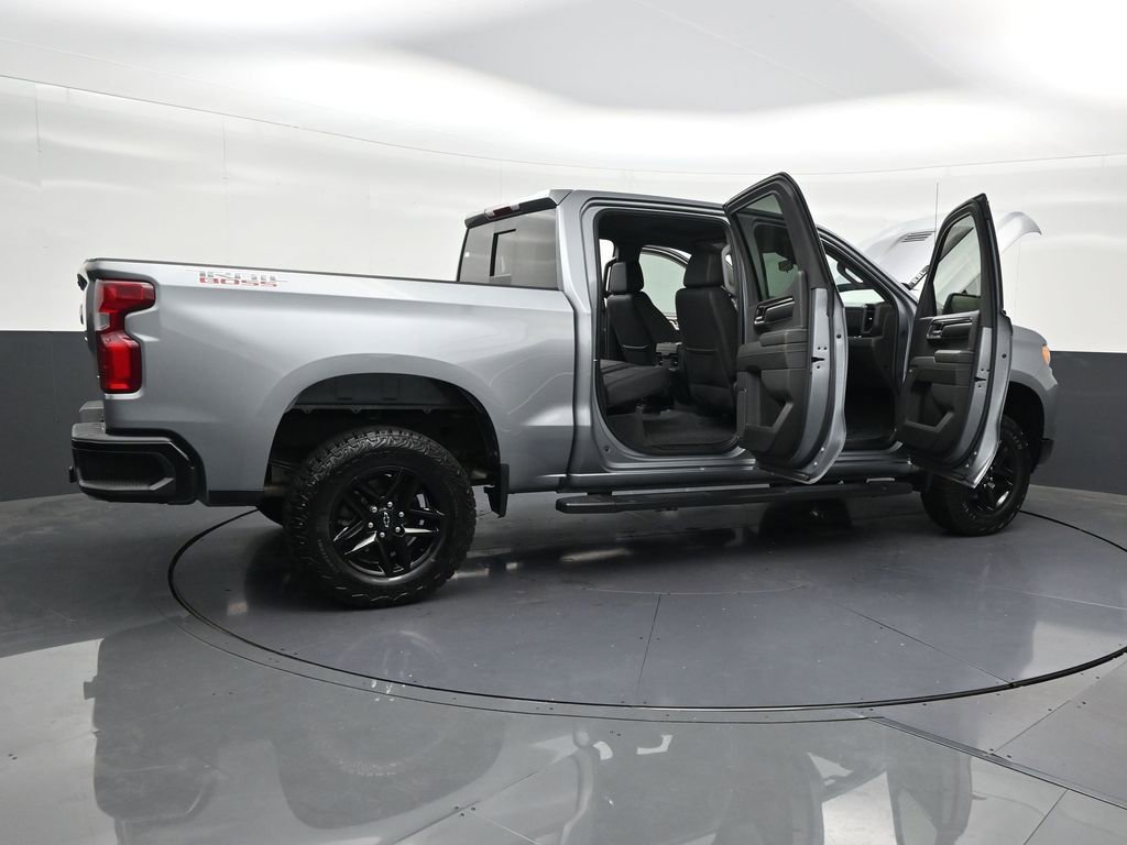 Used 2024 Chevrolet Silverado 1500 LT Trail Boss w/ Convenience Package II AWD/4WD image 33