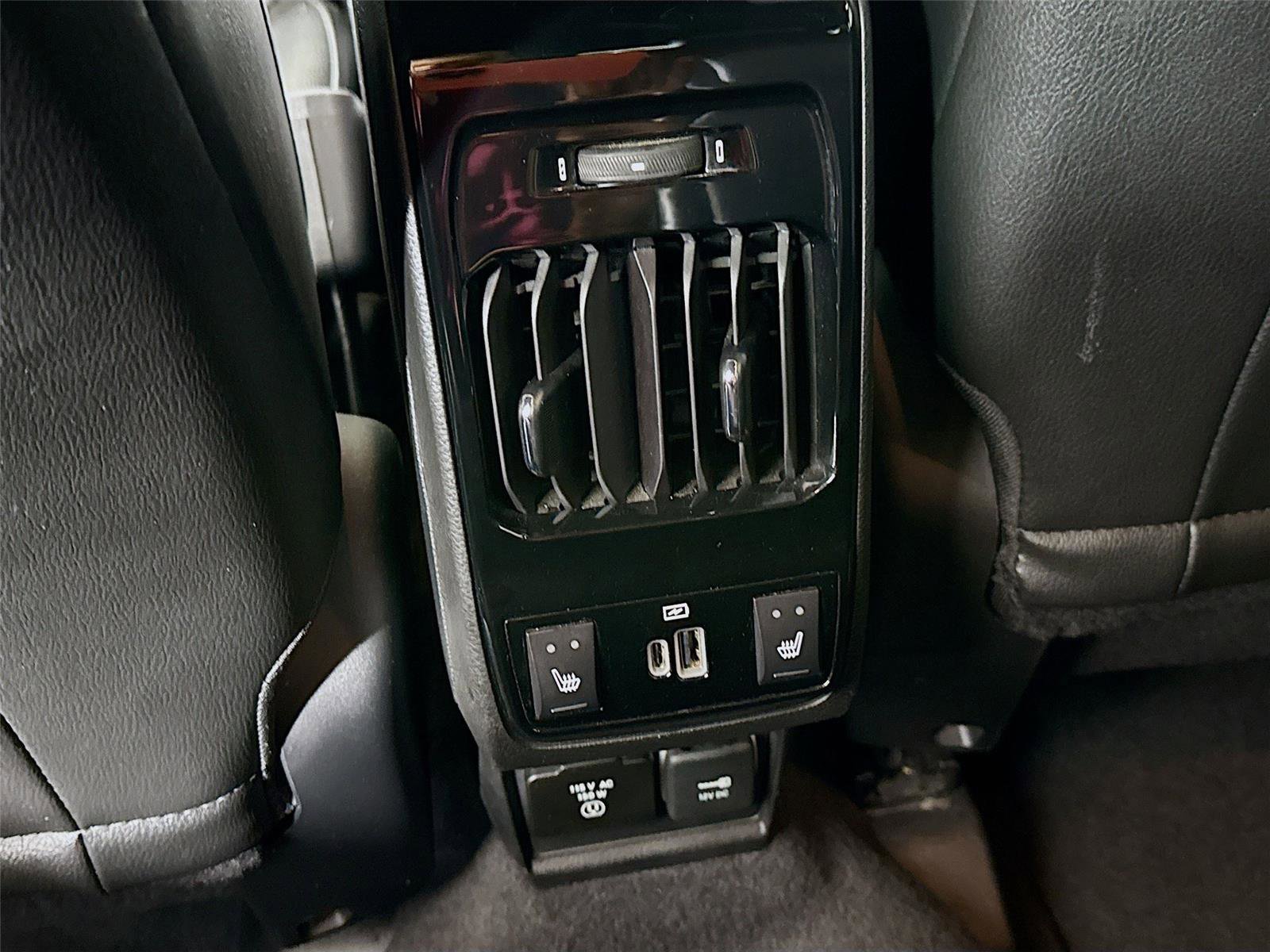 Used 2022 Jeep Compass Limited w/ (RED) Package image 20