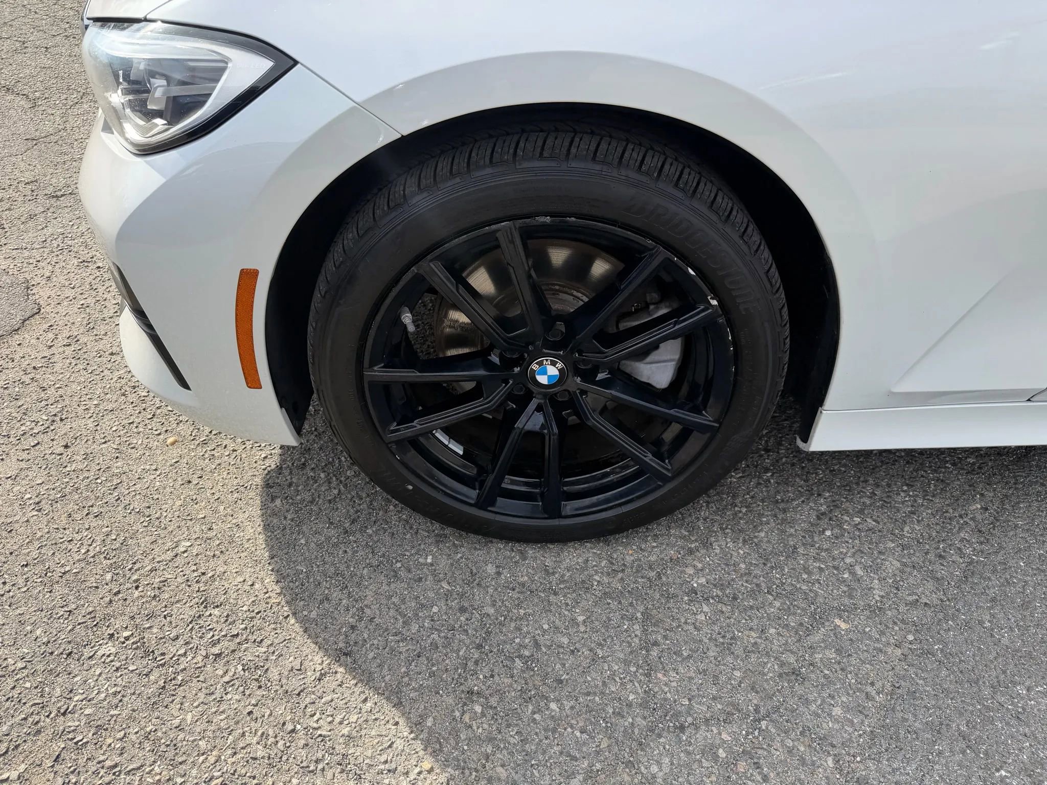 Used 2020 BMW 330i xDrive Sedan w/ Premium Package image 9