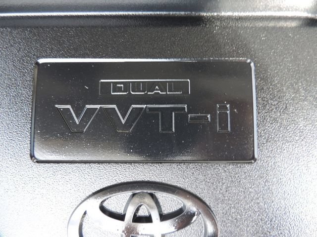 Used 2018 Toyota RAV4 LE FWD image 20