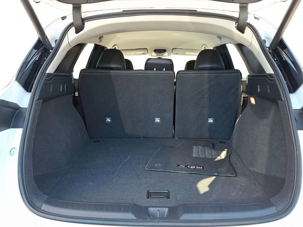 Used 2025 INFINITI QX50 Pure image 29