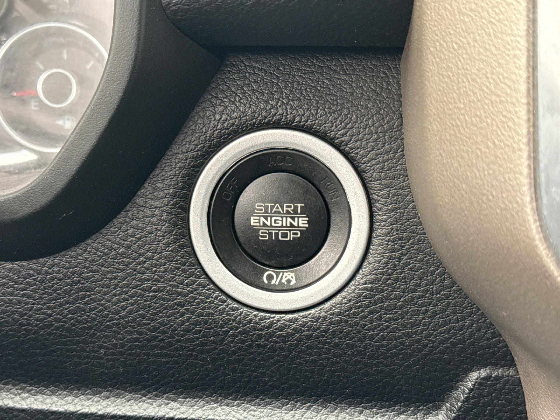 Used 2022 RAM 1500 Laramie image 19