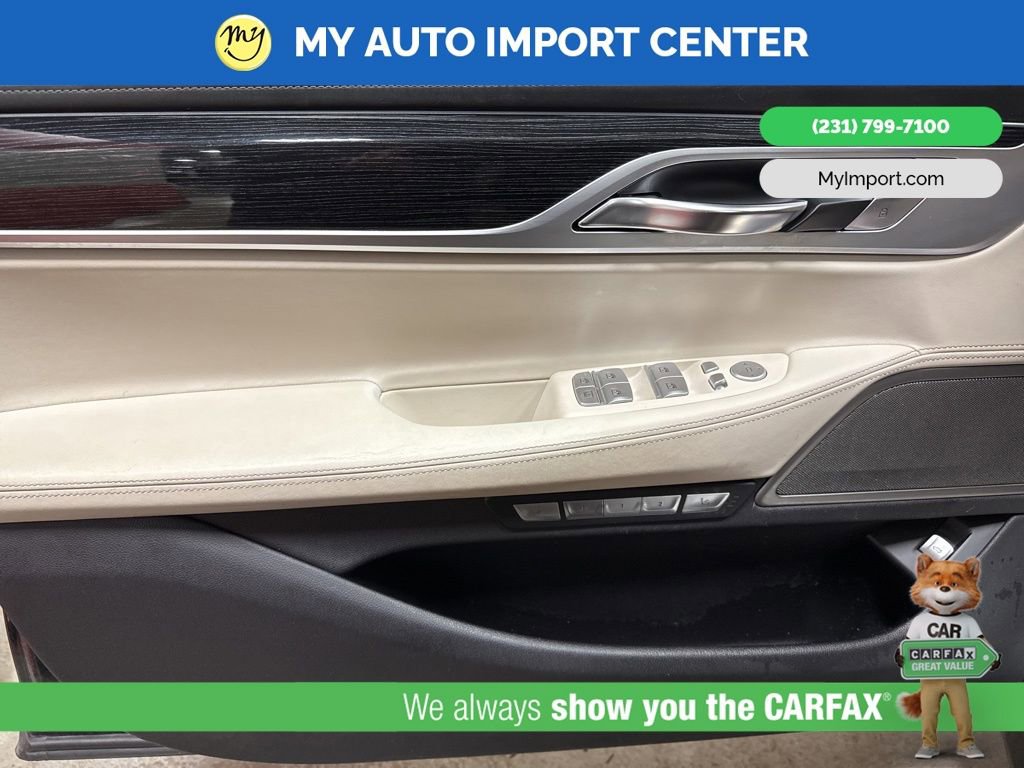Used 2018 BMW 750i xDrive image 10