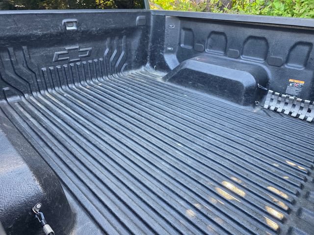 Used 2022 Chevrolet Silverado 1500 Custom RWD image 17