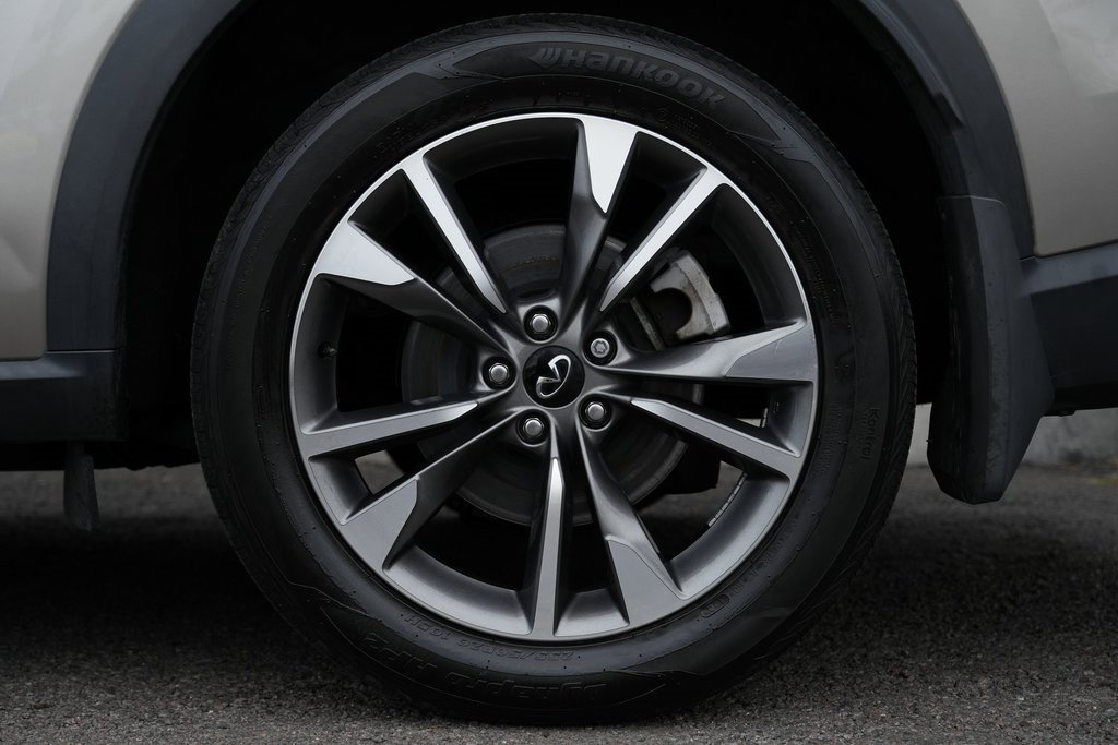 Used 2022 INFINITI QX60 Luxe w/ Cargo Package image 14