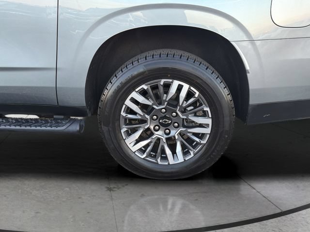 Certified 2025 Chevrolet Suburban Z71 AWD/4WD image 31