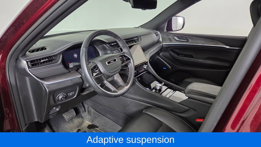 Used 2022 Jeep Grand Cherokee Overland w/ Luxury Tech Group IV image 15