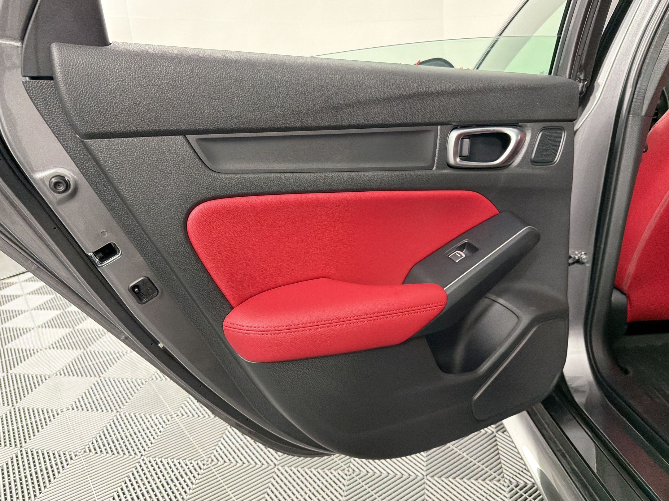 Used 2024 Acura Integra Type S FWD image 28