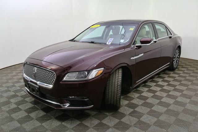 Used 2018 Lincoln Continental Select AWD/4WD image 5