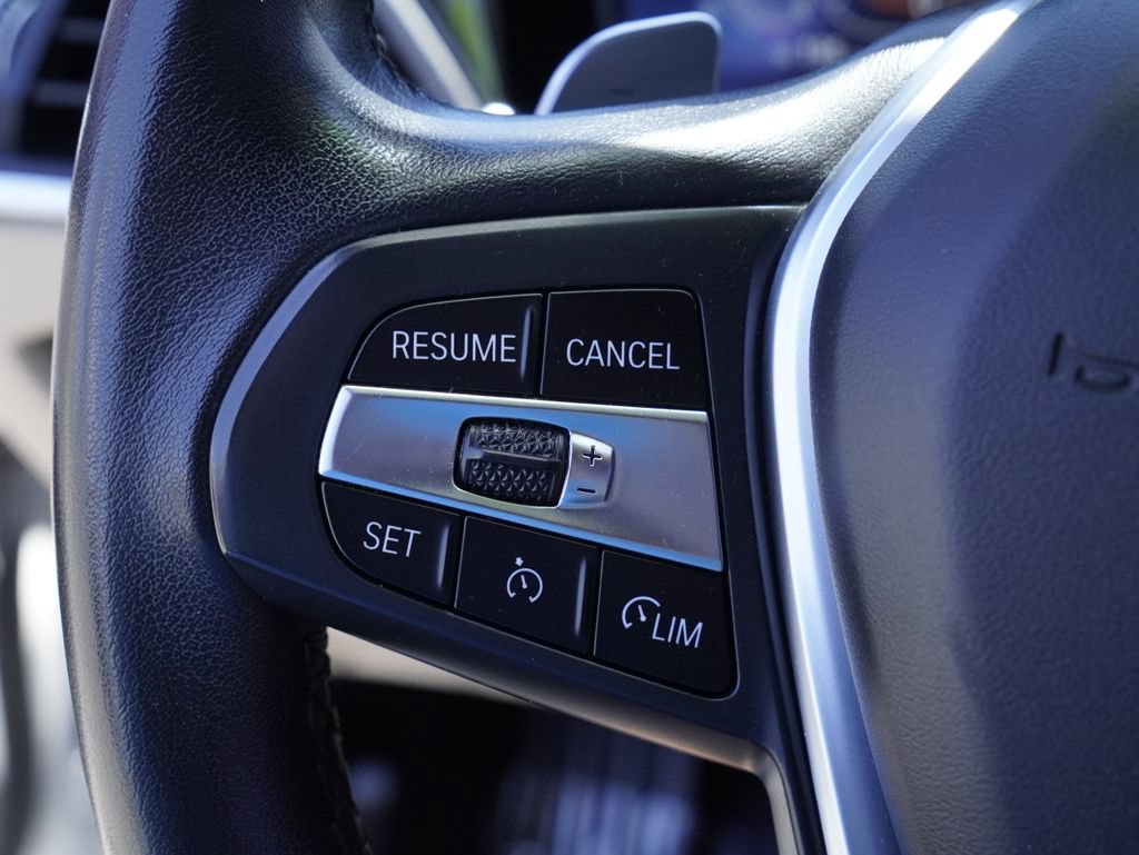 Used 2019 BMW 330i Sedan w/ Driving Assistance Package RWD image 15