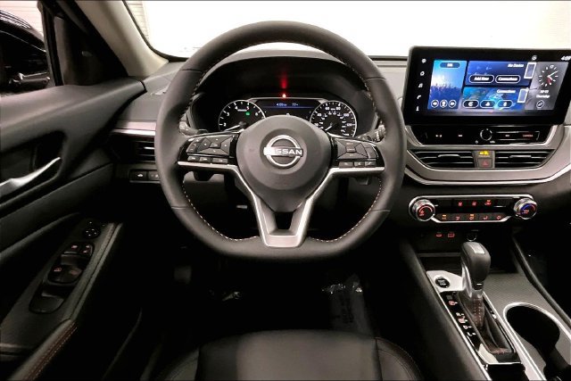New 2026 Nissan Altima 2.5 SR FWD image 22