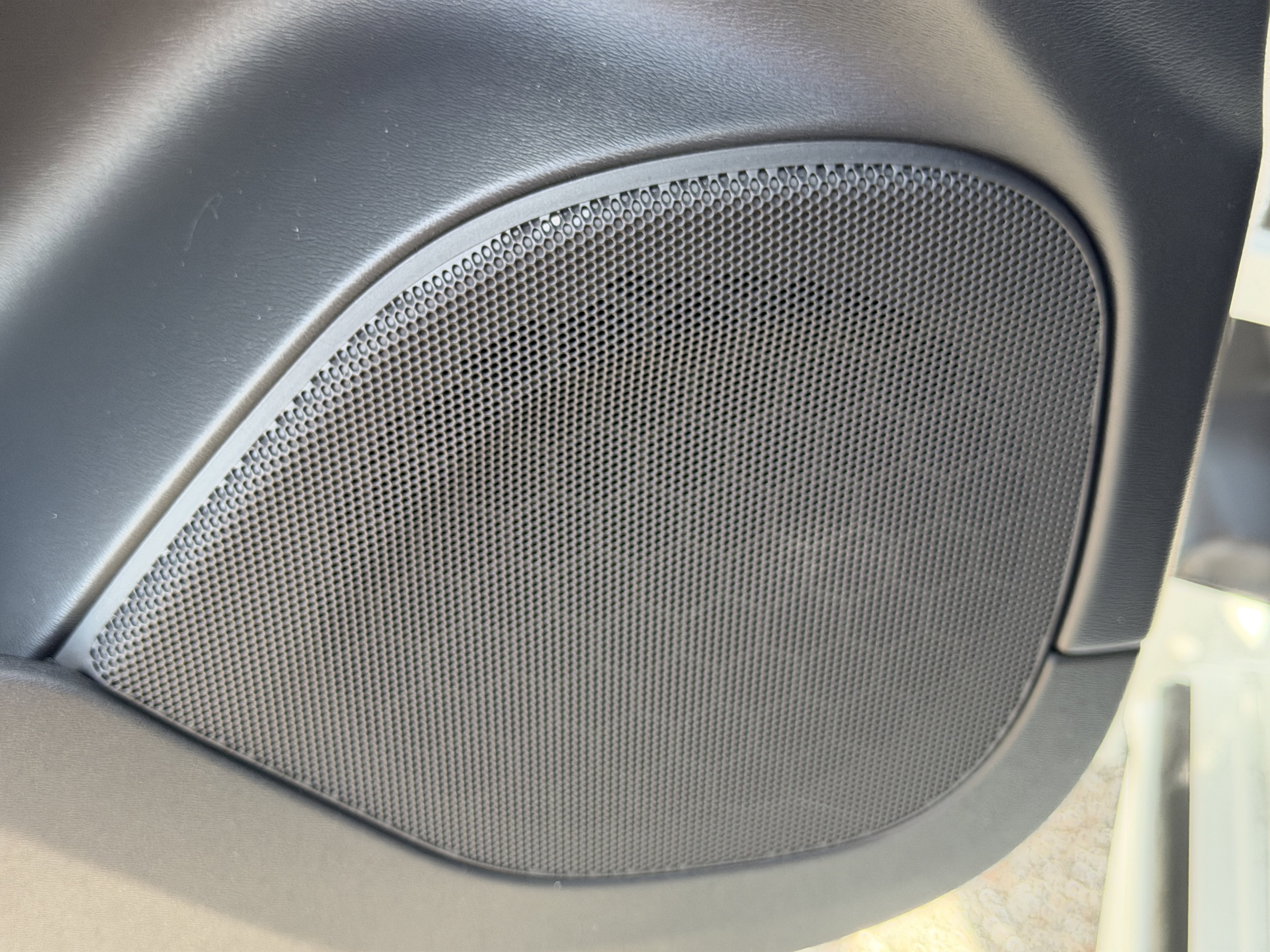 New 2026 Volvo XC90 B5 Core w/ Protection Package image 18