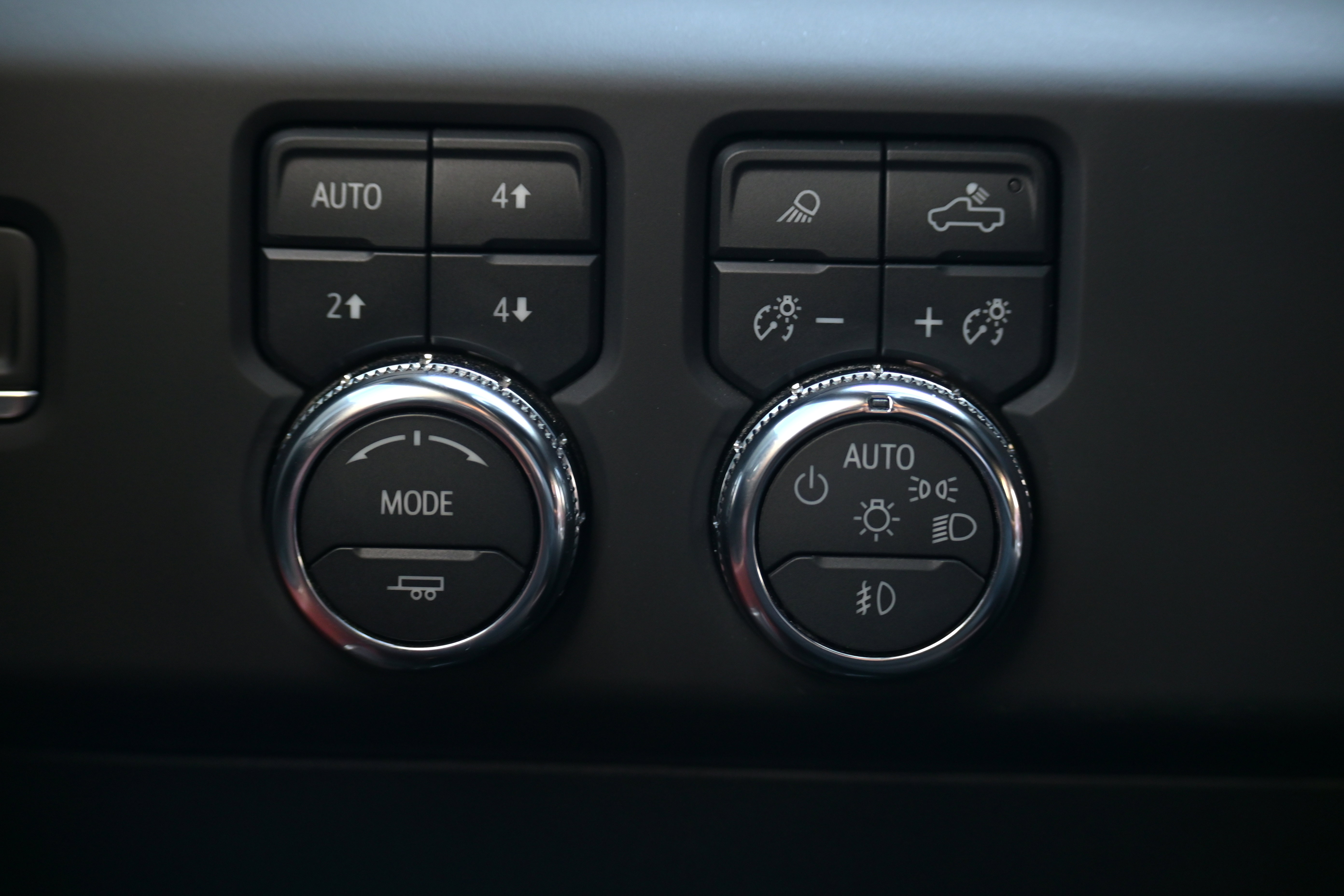 Used 2024 GMC Sierra 3500 Denali Ultimate image 30