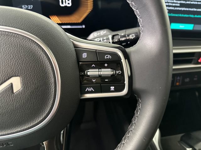 Used 2025 Kia Sorento S w/ Panoramic Sunroof Package image 16