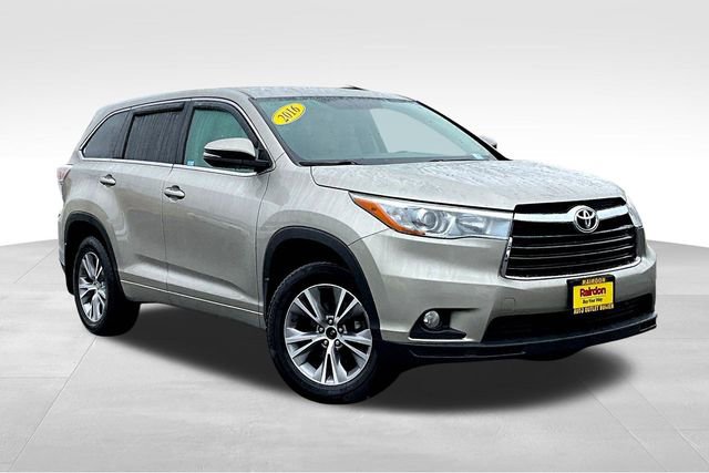 Used 2016 Toyota Highlander Plus