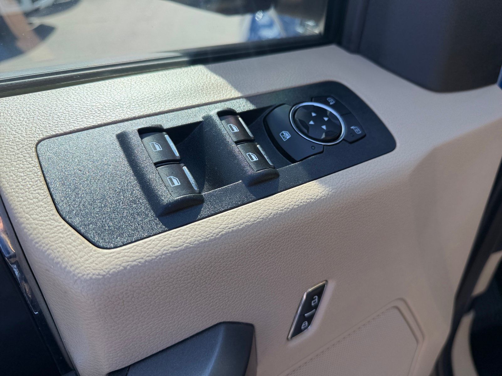 Used 2018 Ford F150 XLT w/ Equipment Group 301A Mid RWD image 20