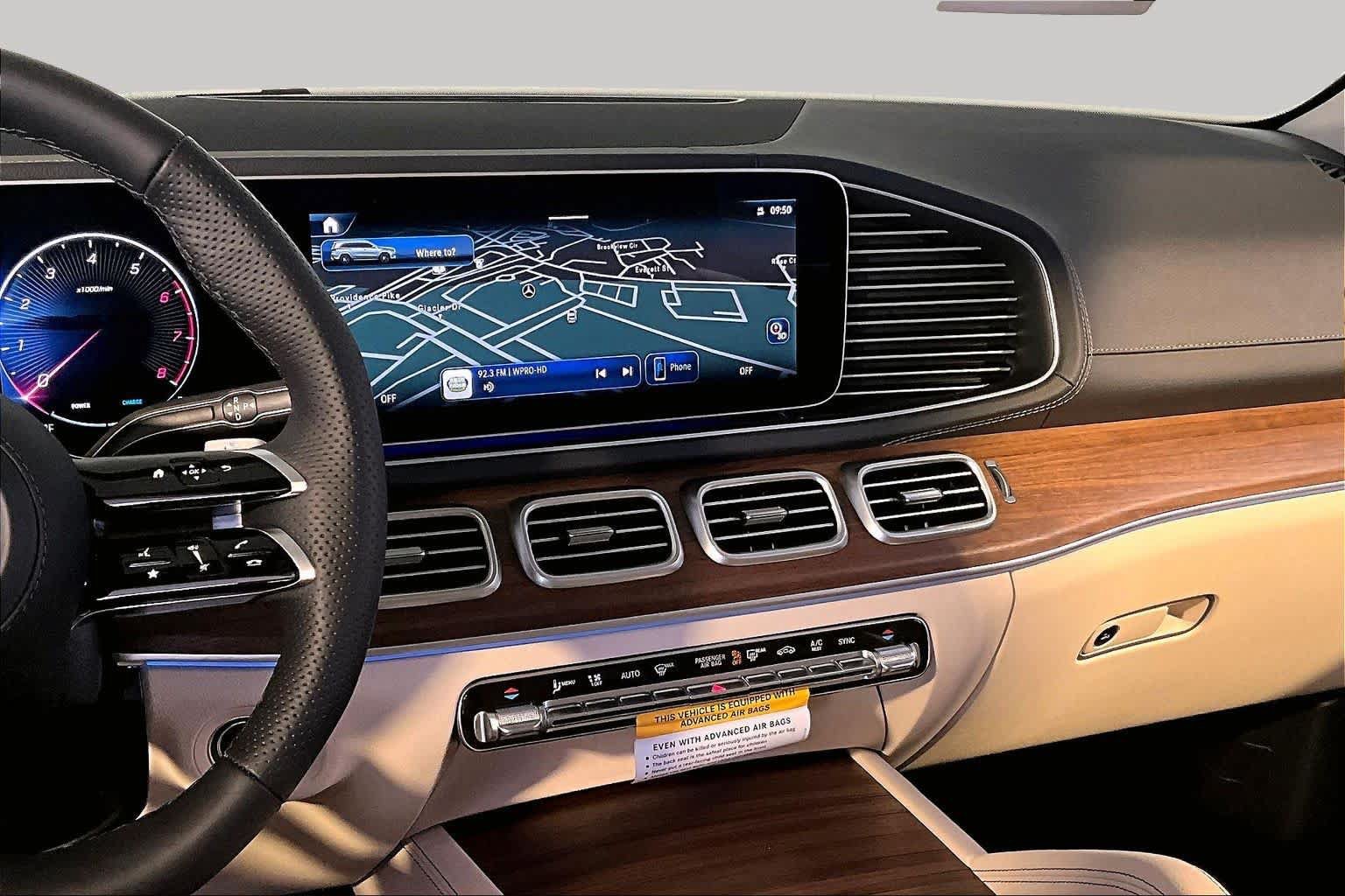 New 2026 Mercedes-Benz GLS 450 4MATIC image 8
