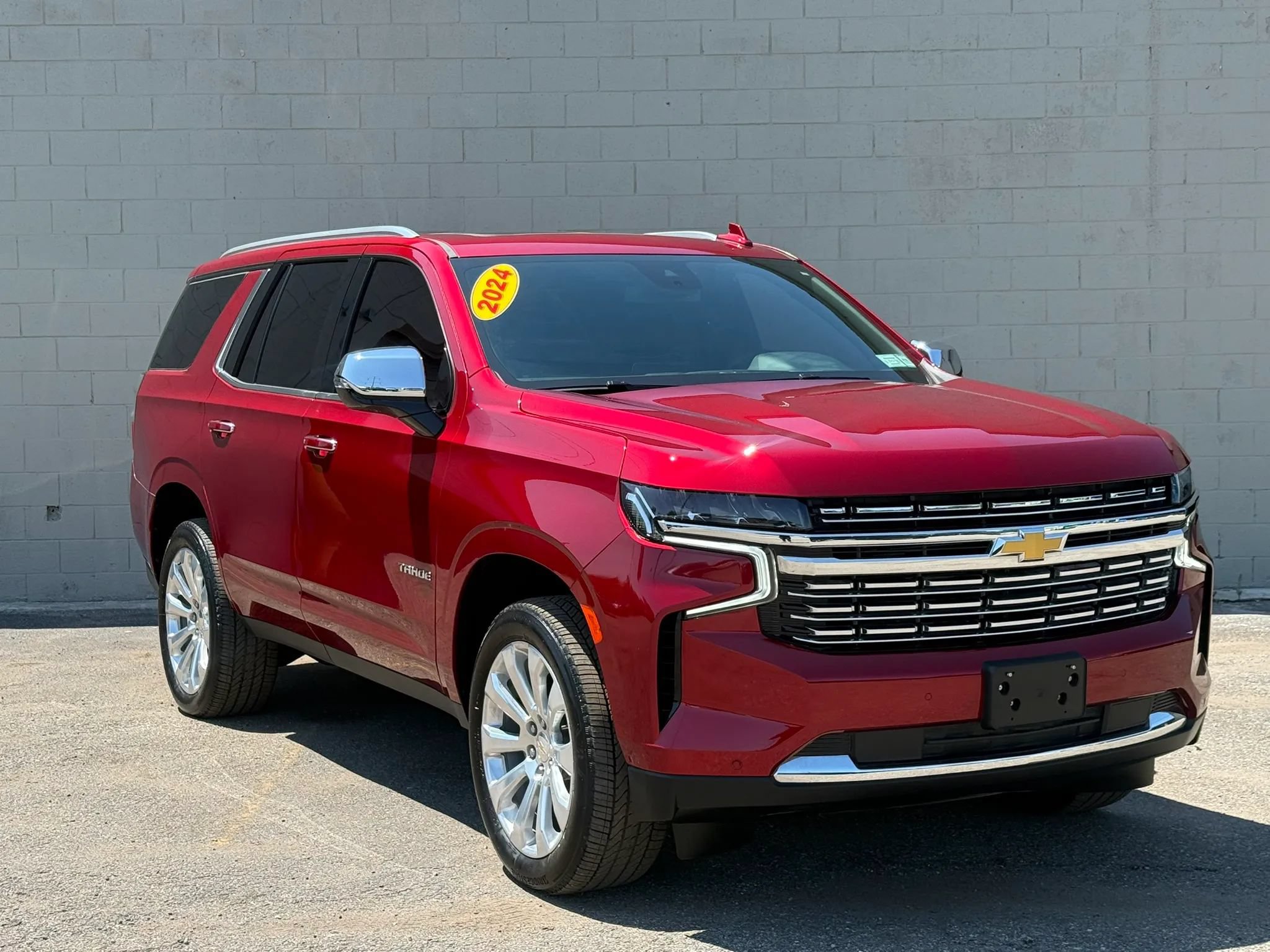 Used 2024 Chevrolet Tahoe Premier AWD/4WD image 16