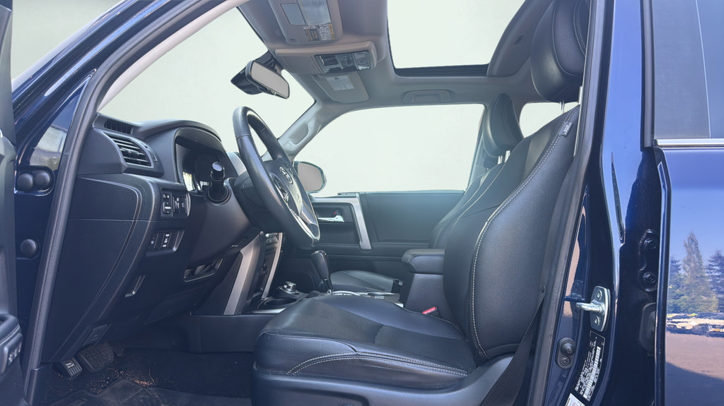 Used 2020 Toyota 4Runner Limited AWD/4WD image 13