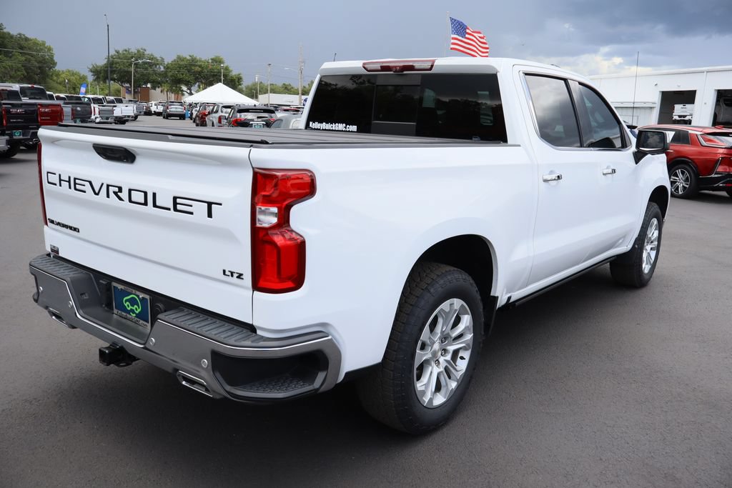 Certified 2023 Chevrolet Silverado 1500 LTZ w/ LTZ Premium Package AWD/4WD image 9