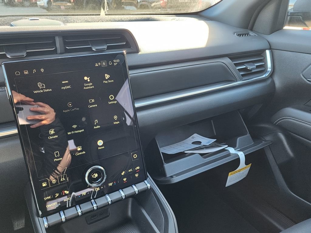 New 2026 GMC Terrain Elevation w/ Elevation Premium Package AWD/4WD image 33