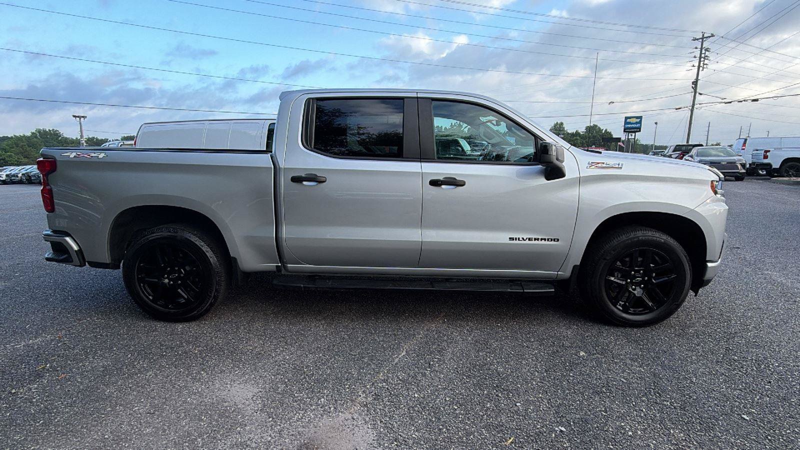 Used 2022 Chevrolet Silverado 1500 RST AWD/4WD image 7