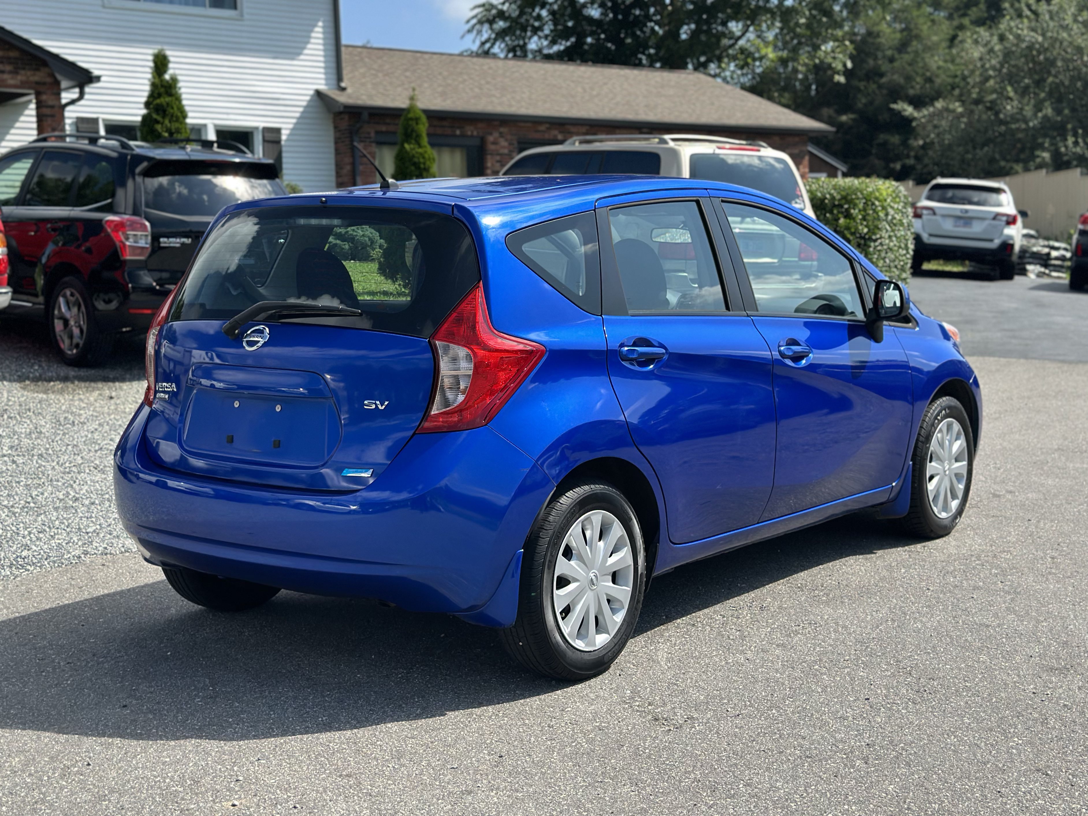 Used 2014 Nissan Versa Note SV FWD image 3