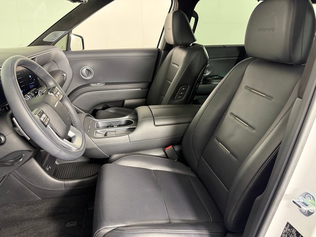 Used 2026 Hyundai Palisade Calligraphy AWD/4WD image 25