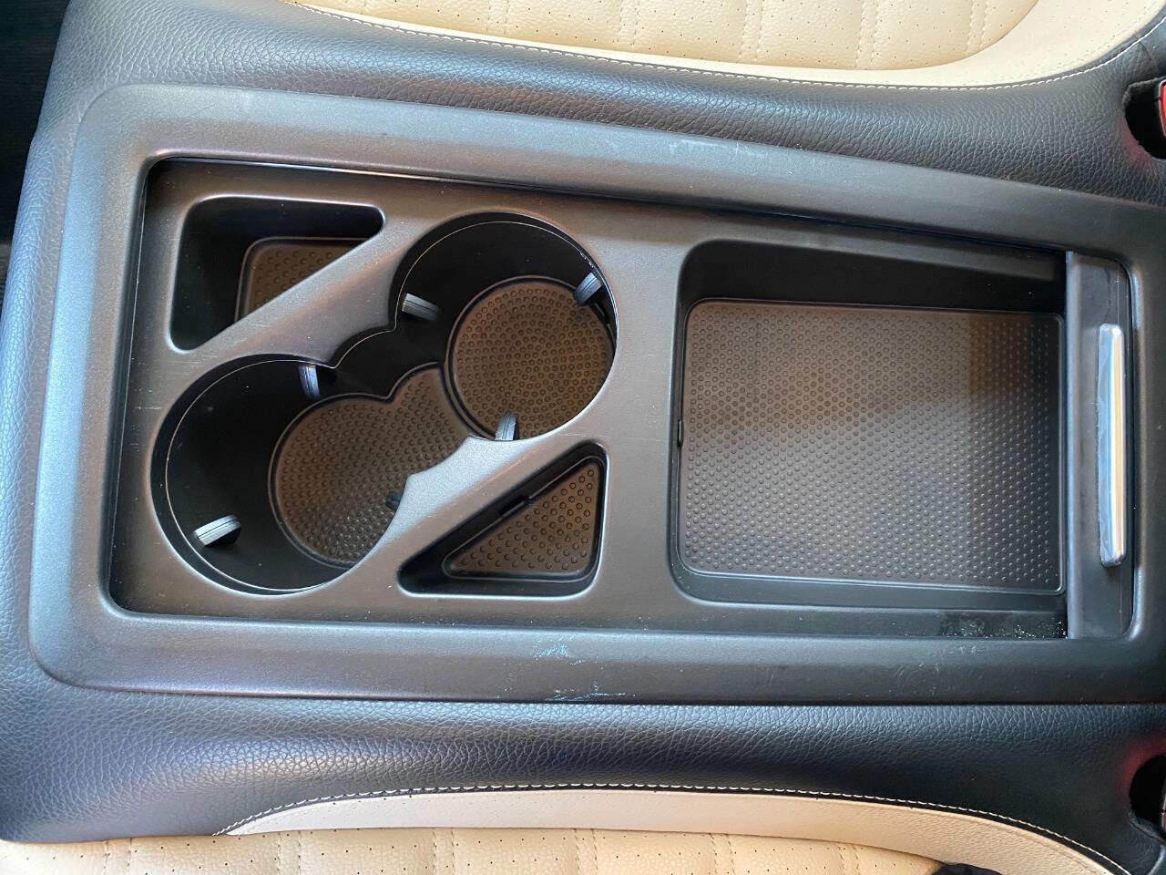 Used 2011 Volkswagen CC Sport image 24