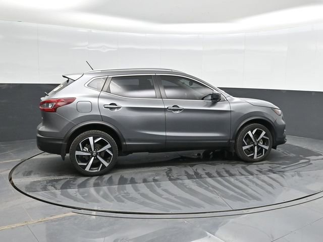 Used 2021 Nissan Rogue Sport SL w/ Premium Package image 4