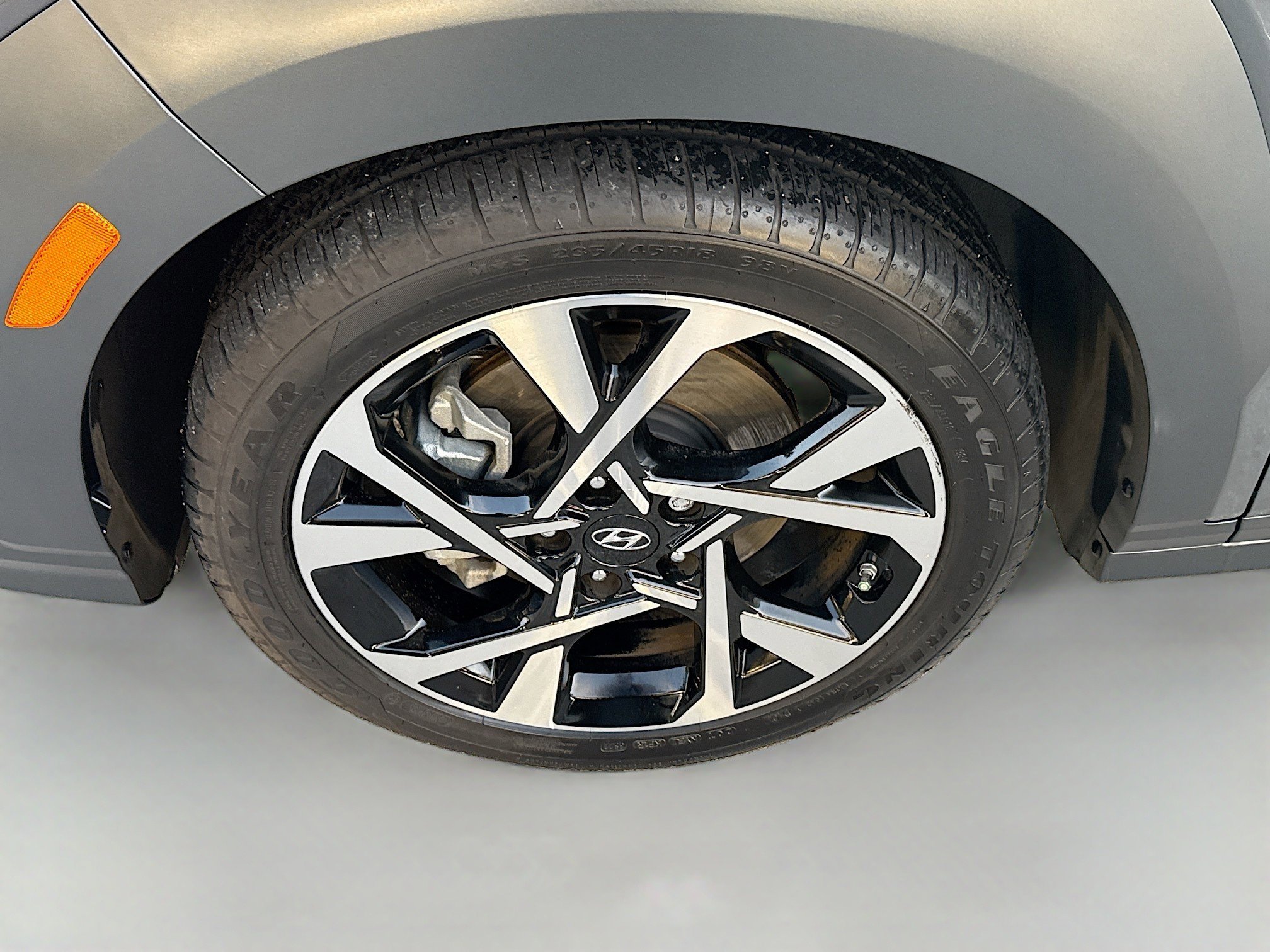 Used 2023 Hyundai Kona Limited w/ Cargo Package image 35