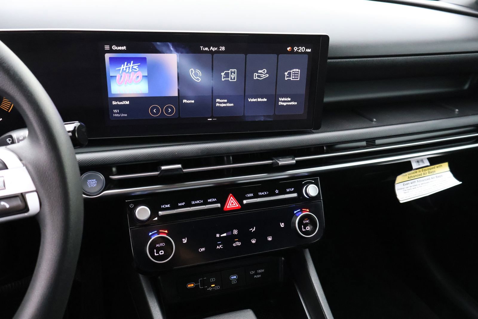 Used 2025 Hyundai Santa Cruz SEL FWD image 18