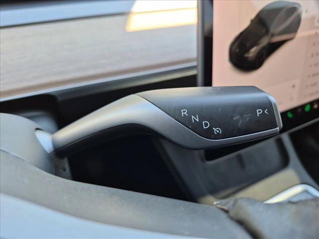 Used 2021 Tesla Model Y Long Range AWD/4WD image 10