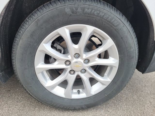 Used 2020 Chevrolet Equinox LT image 18