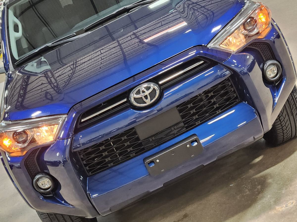 Used 2021 Toyota 4Runner SR5 Premium w/ Moonroof Package RWD image 19