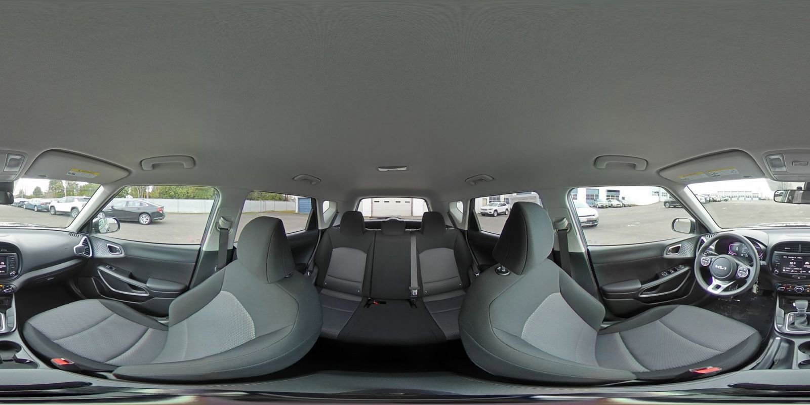 Used 2025 Kia Soul LX w/ LX Technology Package image 40