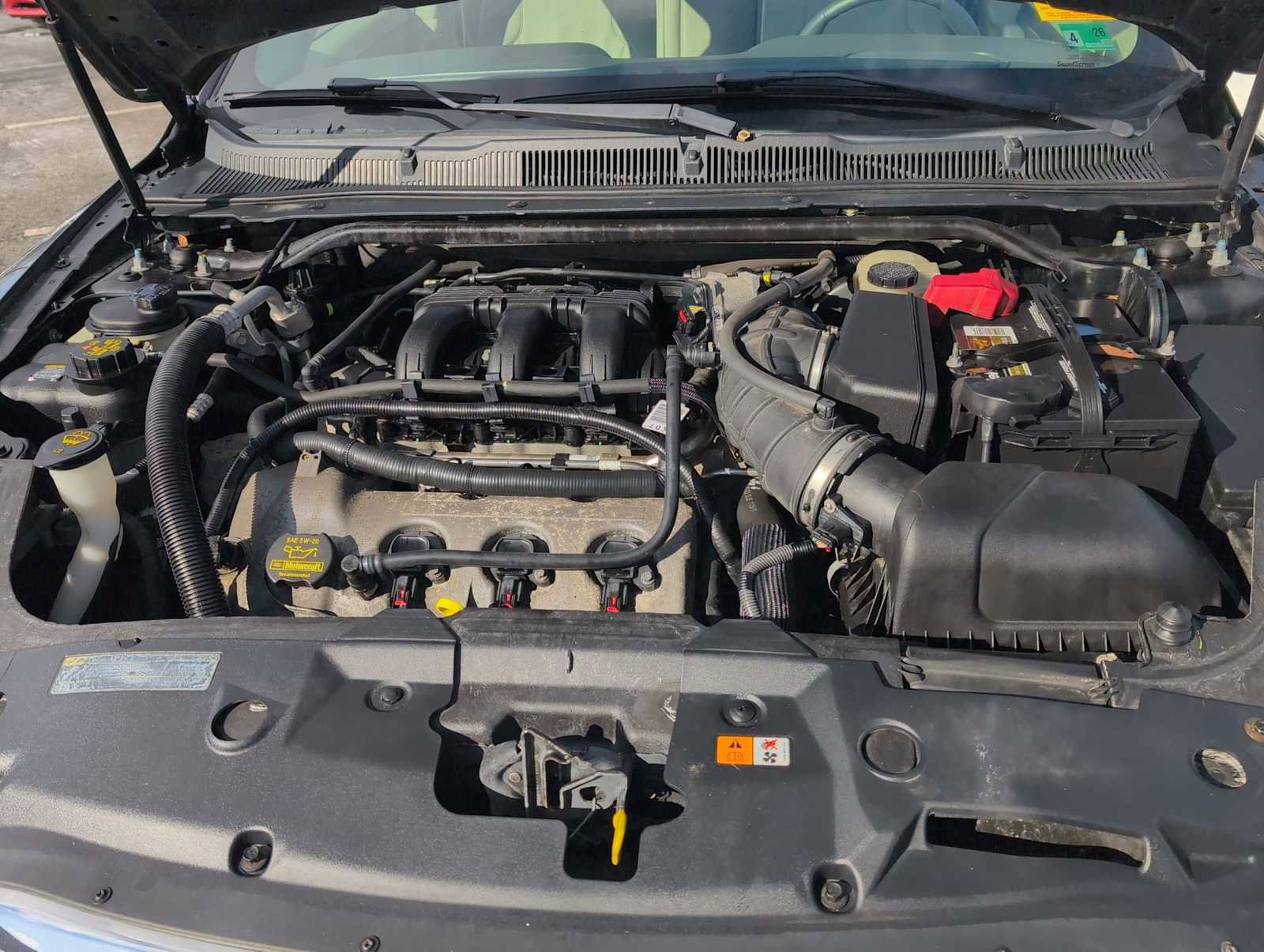 Used 2012 Ford Taurus SEL image 15