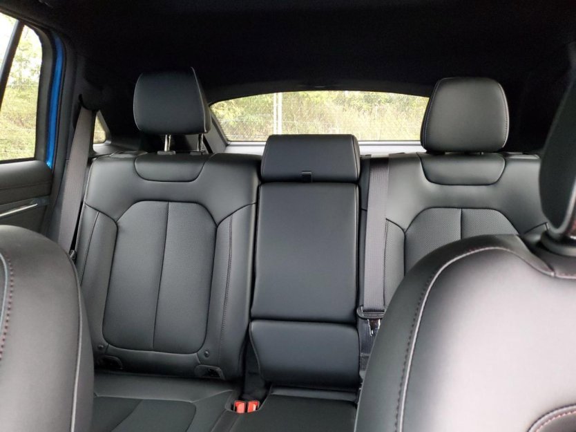 Used 2025 Jeep Wagoneer Limited image 7