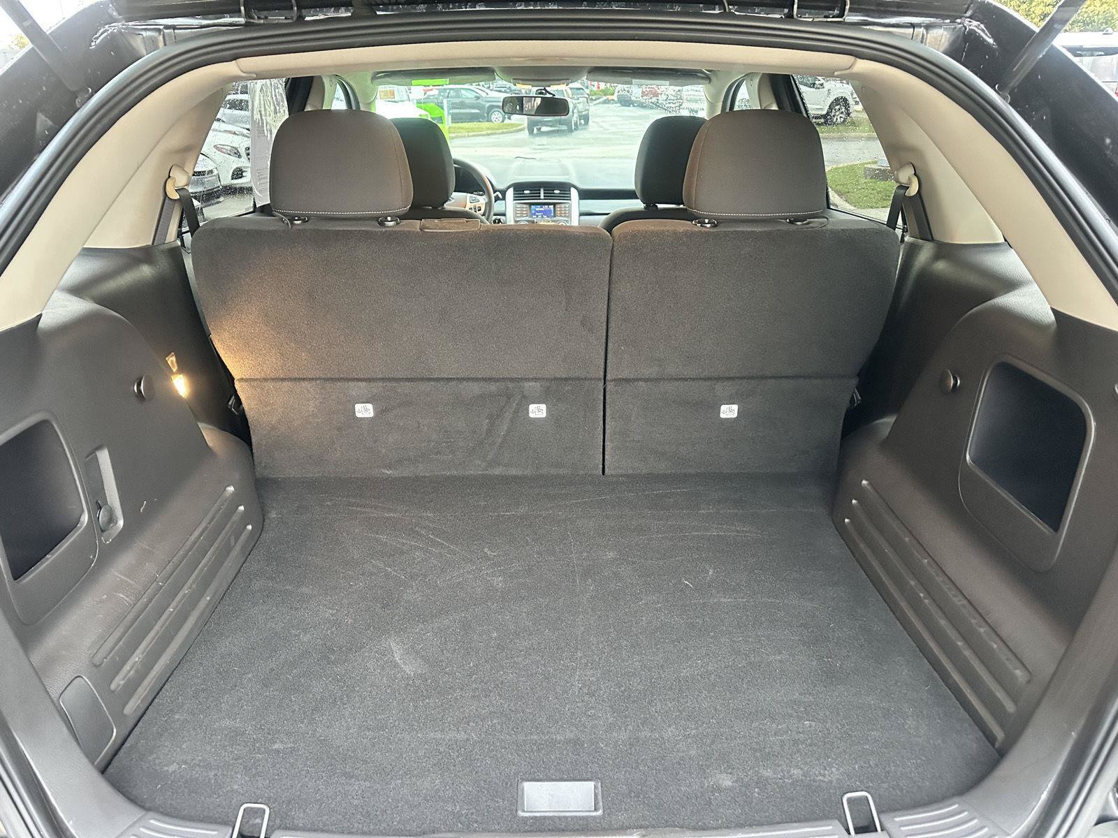 Used 2013 Ford Edge SE FWD image 12