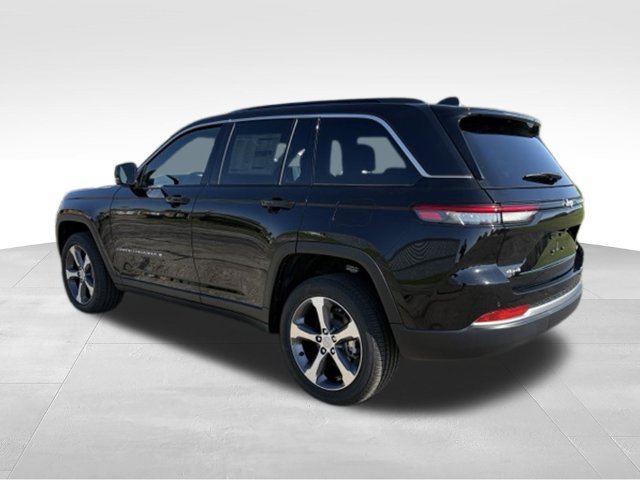 New 2026 Jeep Grand Cherokee Limited AWD/4WD image 2