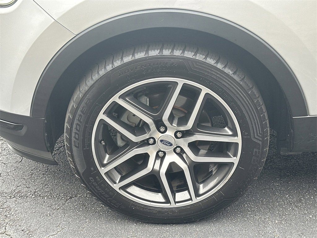 Used 2018 Ford Explorer Sport image 11