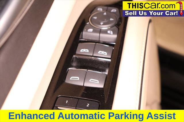 Used 2023 Cadillac Escalade Premium Luxury image 37