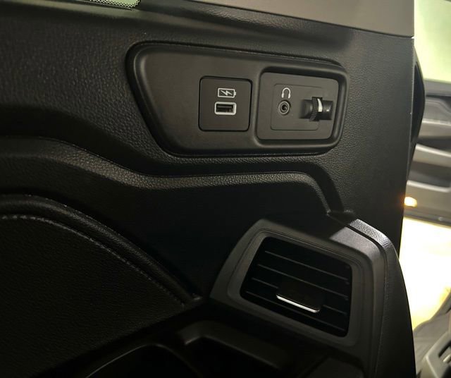 Used 2023 Honda Odyssey Elite image 28
