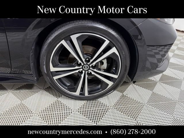 Used 2021 Nissan Sentra SR w/ SR Premium Package FWD image 9
