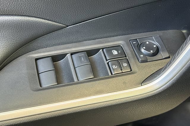 Used 2023 Toyota RAV4 LE AWD/4WD image 12