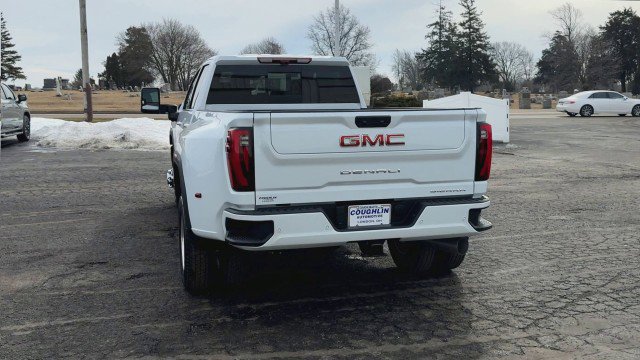 New 2026 GMC Sierra 3500 Denali w/ Denali Reserve Package image 7
