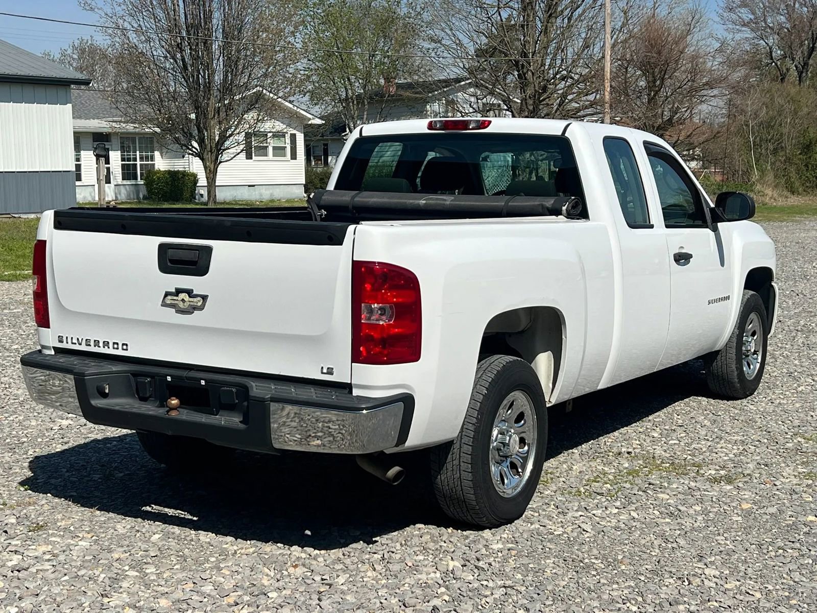 Used 2009 Chevrolet Silverado 1500 W/T w/ LS Package RWD image 4