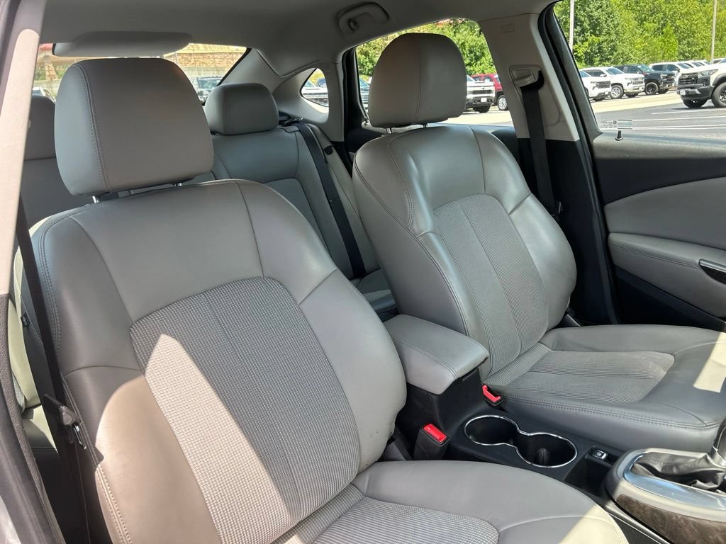 Used 2014 Buick Verano FWD image 36