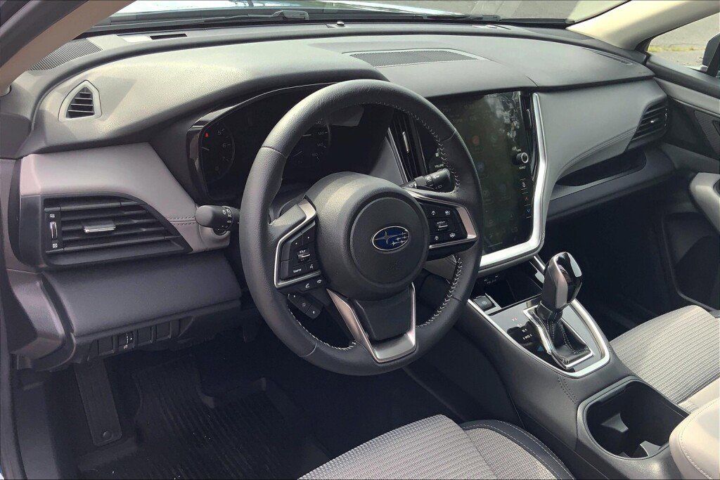 Used 2020 Subaru Outback Premium w/ Popular Package #1 AWD/4WD image 14