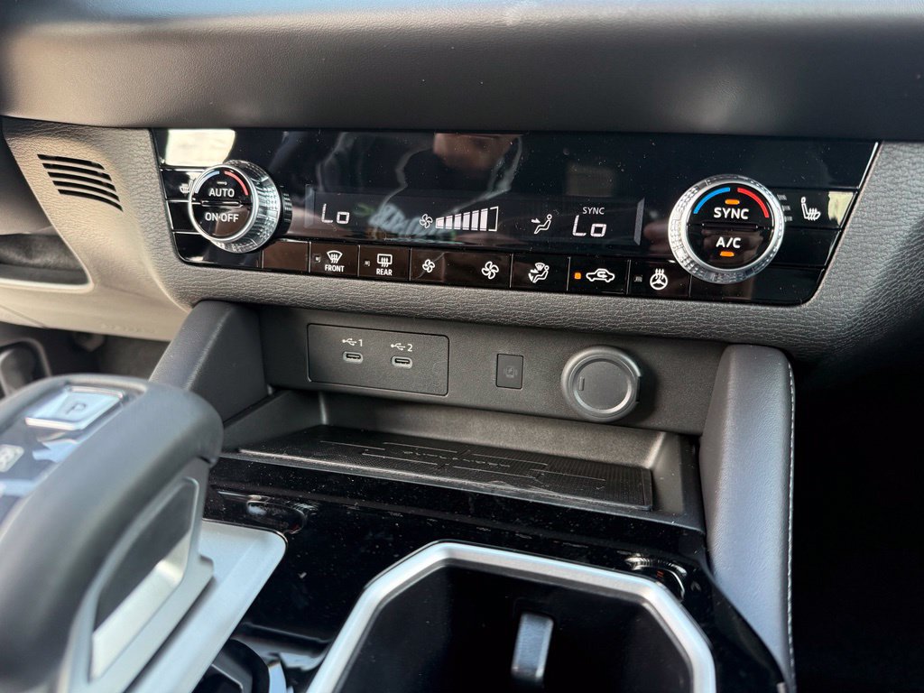 New 2026 Mitsubishi Outlander LE FWD image 26